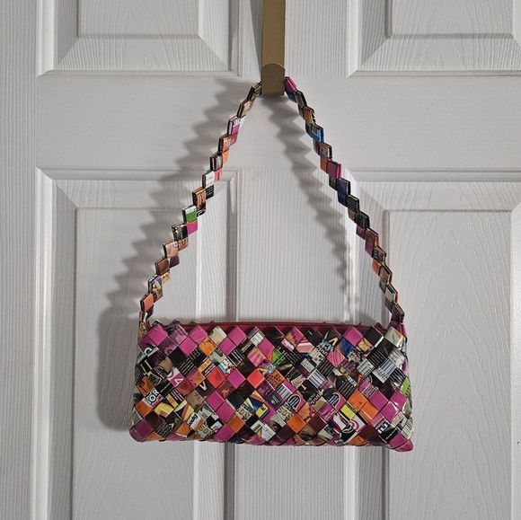 Vintage Recycled Cookie/Candy Wrapper Weaved Shoulder Bag - Picture 1 of 4